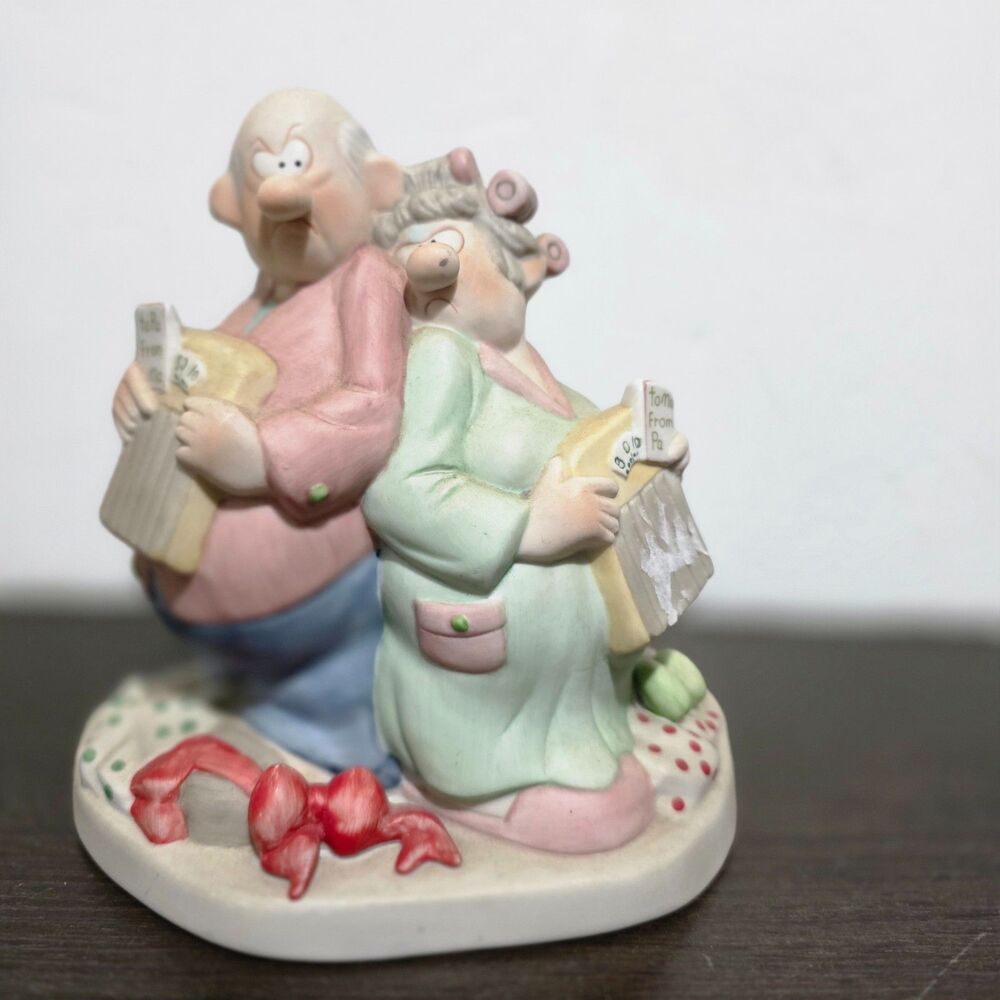 Samuel Butcher McCoon's County Wishing You a Two Ton Christmas Figure 1st Edit - Picture 2 of 16